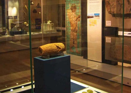 منشور کوروش در موزه بریتانیا